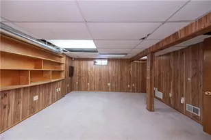 111 Dunbar Dr, Wilkins Township, PA 15235 - Photo 20