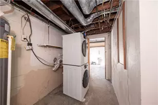 111 Dunbar Dr, Wilkins Township, PA 15235 - Photo 22