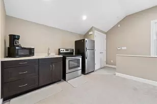1641 Overton Ln, Pittsburgh, PA 15217 - Photo 28