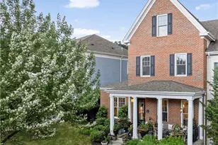 1641 Overton Ln, Pittsburgh, PA 15217 - Photo 2