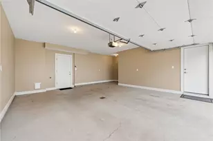 1641 Overton Ln, Pittsburgh, PA 15217 - Photo 30