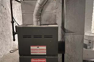 828 Frank, McKees Rocks, PA 15136 - Photo 12