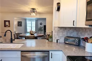 332 Parkwood Dr, Cranberry Township, PA 16066 - Photo 6