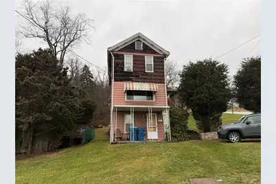 727 Thompson St, Turtle Creek, PA 15145 - Photo 2