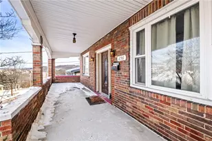 256 Smithfield St, Canonsburg, PA 15317 - Photo 4