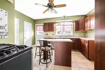 256 Smithfield St, Canonsburg, PA 15317 - Photo 6