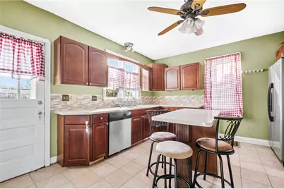 256 Smithfield St, Canonsburg, PA 15317 - Photo 8