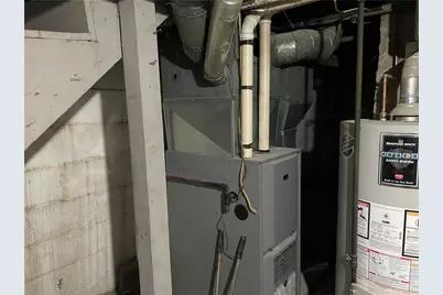 1036 Bruce St, Washington, PA 15301 - Photo 10