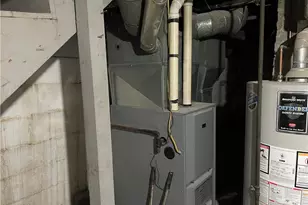 1036 Bruce St, Washington, PA 15301 - Photo 10