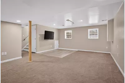 106 Valley Hi Dr, Ross Twp, PA 15229 - Photo 30