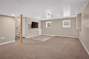 106 Valley Hi Dr, Ross Twp, PA 15229 - Photo 30