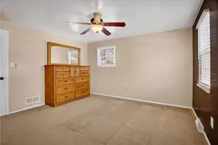 106 Valley Hi Dr, Ross Twp, PA 15229 - Photo 20