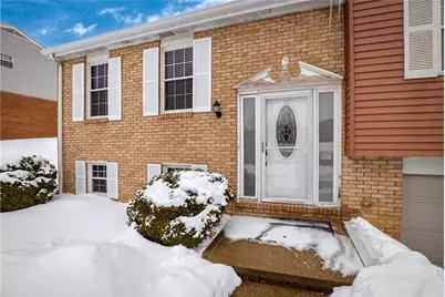 106 Valley Hi Dr, Ross Twp, PA 15229 - Photo 2