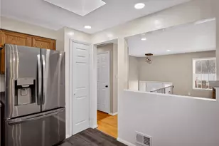 106 Valley Hi Dr, Ross Twp, PA 15229 - Photo 12