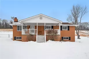 718 Old Hickory Ridge Rd, Chartiers, PA 15301 - Photo 1