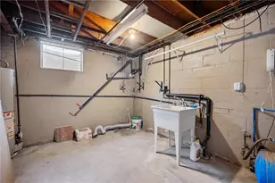 718 Old Hickory Ridge Rd, Chartiers, PA 15301 - Photo 30