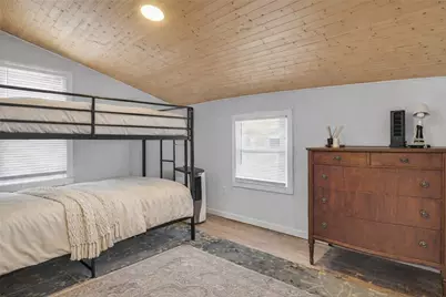 213 Maplewood Ave, Vanport, PA 15009 - Photo 16