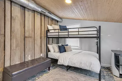 213 Maplewood Ave, Vanport, PA 15009 - Photo 14