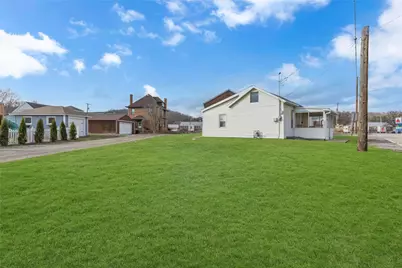 213 Maplewood Ave, Vanport, PA 15009 - Photo 18