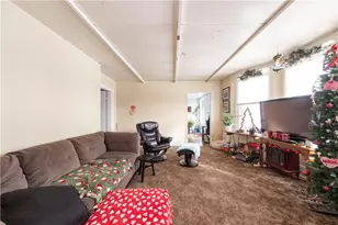 801 Vine St, Liberty Boro, PA 15133 - Photo 10