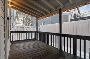 1044 Wall Ave, Pitcairn, PA 15140 - Photo 30