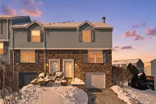 2518 Hawthorne Dr, North Fayette, PA 15071 - Photo 1