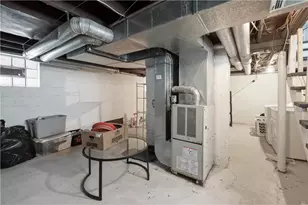 1647 Oakhurst St, Pittsburgh, PA 15210 - Photo 16