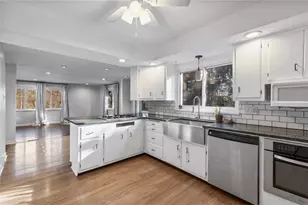 2219 Hill Rd, South Heights, PA 15081 - Photo 6