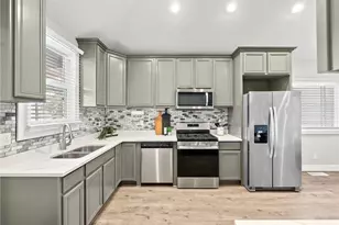 2652 Ivyglen St, Pittsburgh, PA 15227 - Photo 16