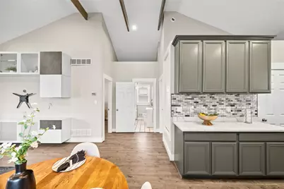 2652 Ivyglen St, Pittsburgh, PA 15227 - Photo 10