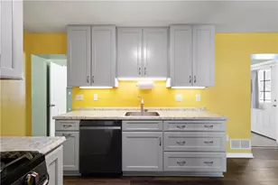 362 Church Rd, Bethel Park, PA 15102 - Photo 8