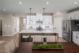 107 Sabrina Ln, Zelienople, PA 16063 - Photo 6