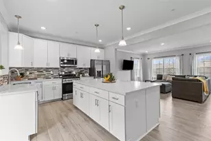 351 Trinity Wy, Pine Township, PA 15090 - Photo 8