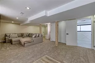 114 McMahon Dr, Penn Twp, PA 15665 - Photo 32