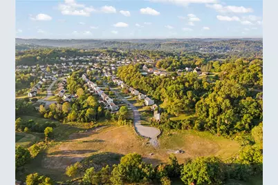 2220 Watchfield Dr, South Park, PA 15129 - Photo 12