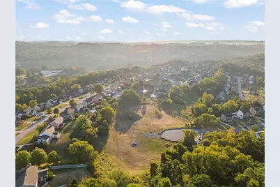 2220 Watchfield Dr, South Park, PA 15129 - Photo 14