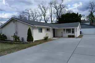 55 Dover Dr, Cranberry Township, PA 16066 - Photo 1