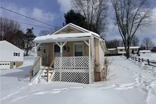 824 King St, Worth Boro, PA 16262 - Photo 1