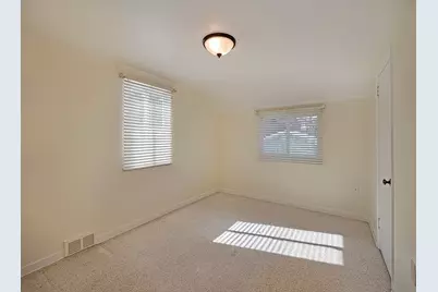 438 Sleepy Hollow Road, Pittsburgh, PA 15228 - Photo 10