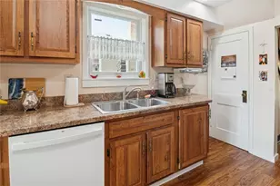 214 Parkside Ave, Pittsburgh, PA 15228 - Photo 14