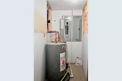 27 1st St, Smith Township, PA 15078 - Photo 48