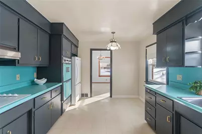 738 Addis, New Castle, PA 16101 - Photo 14