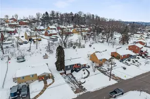 842 Garlow Blvd, Pittsburgh, PA 15239 - Photo 30