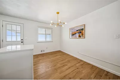 842 Garlow Blvd, Pittsburgh, PA 15239 - Photo 10