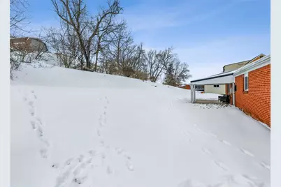 842 Garlow Blvd, Pittsburgh, PA 15239 - Photo 28