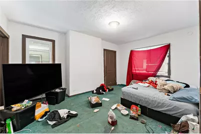 1701 Leolyn St, Pittsburgh, PA 15210 - Photo 12