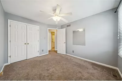 72 Hennig Dr, Pittsburgh, PA 15236 - Photo 22