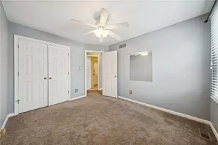 72 Hennig Dr, Pittsburgh, PA 15236 - Photo 22