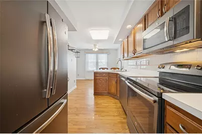 72 Hennig Dr, Pittsburgh, PA 15236 - Photo 10