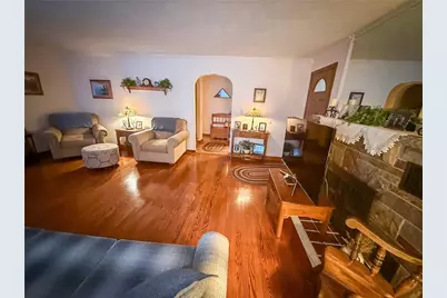 417 New Castle Rd, Twp of But NW, PA 16001 - Photo 6